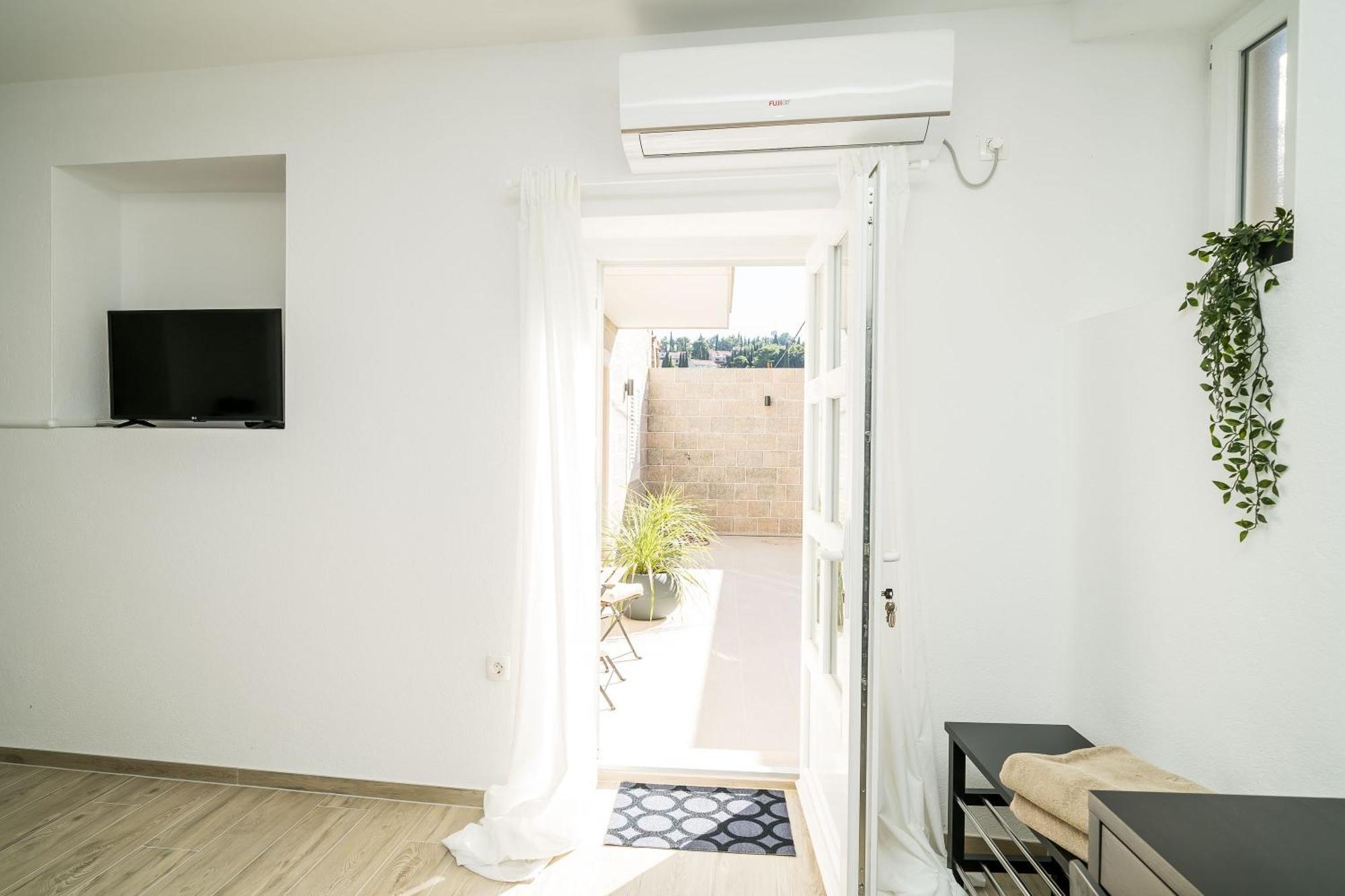 Residence & Pool Villa Schwarz Suites Cavtat Bilik gambar